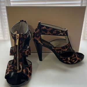 MICHAEL KORS | T STRAP HEELS | cheetah haircalf | size 7